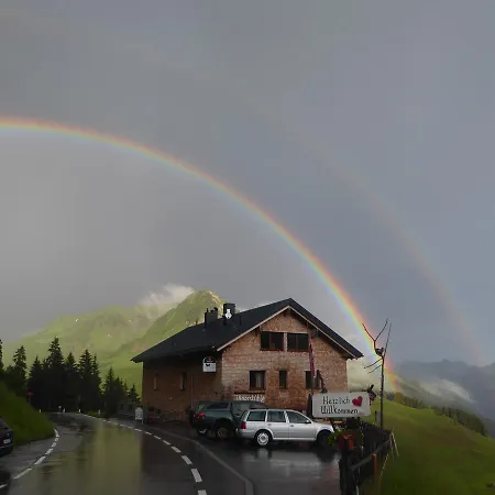 Hotel Jaegerstueble *